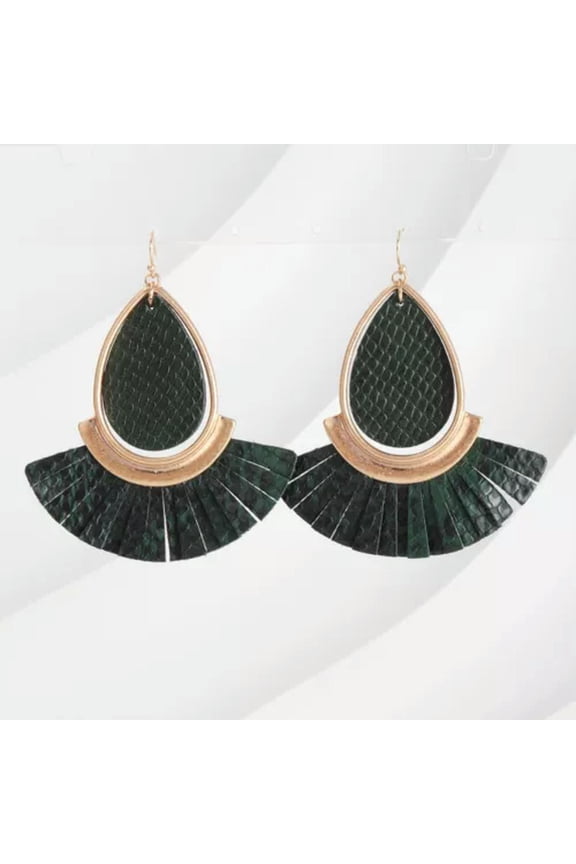 Boho Snakeskin Faux Leather Teardop Fan Fringe Tassel Macrame Dangle Earrings