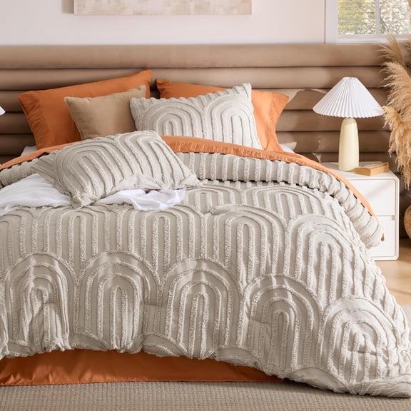 Boho Tufted Queen Comforter Set - Beige Boho Bedding Comforter Sets, 3 Pieces Farmhouse Shabby Chic Embroidery Bed Set, Soft Fluffy Cozy Arch Pattern Comforter for All Seasons