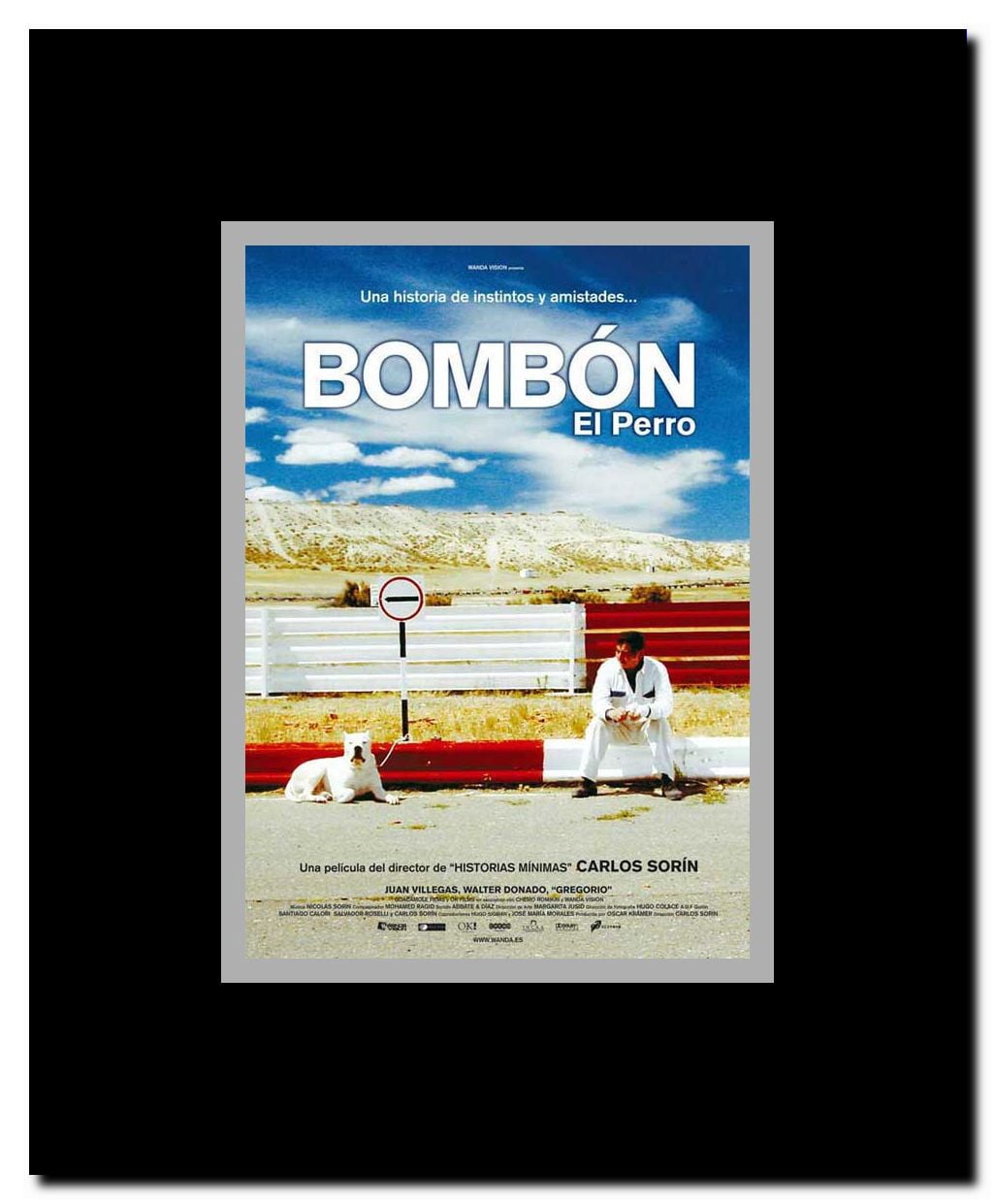 Bomb?n: El Perro Framed Movie Poster