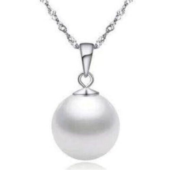 Bonjour Jewelers 18K White Gold 2 Ct Pearl Round 18 Inch Necklace Gold Plated