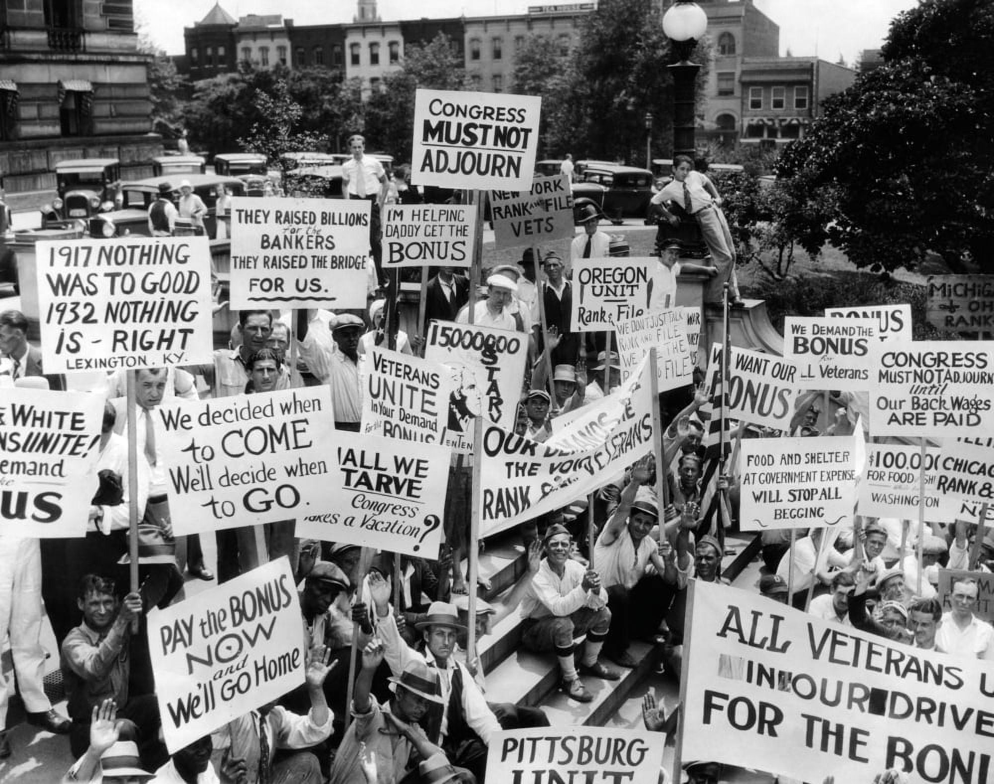 bonus-army-protest-at-the-library-of-congress-members-of-the-rank