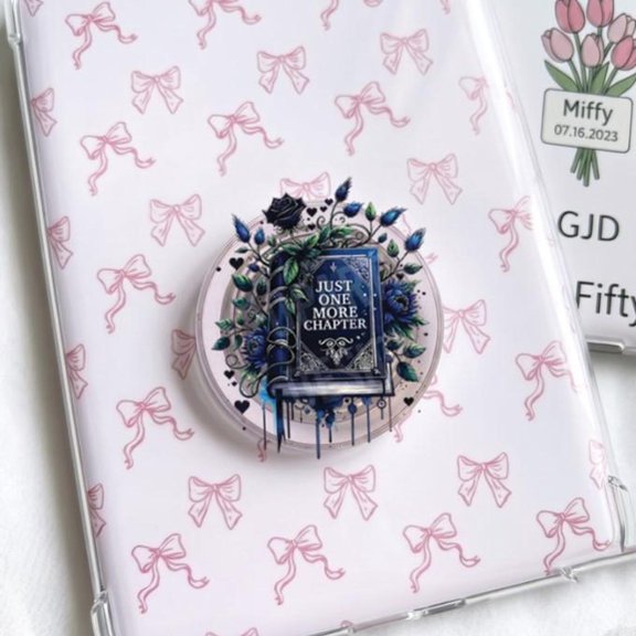 Book Lover Phone Grip, Just One More Chapter Quote , Reader Gift for Her, Reading Accessory, Book Lover Gift