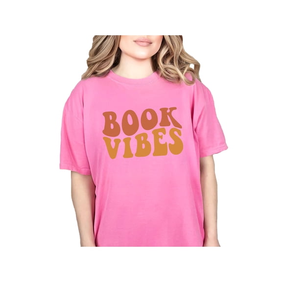 Book Vibes, Book Lover, Reader or Enthusiast Quote, Groovy Retro Wavy Text, Crunchberry Comfort Colors T-Shirt, Medium