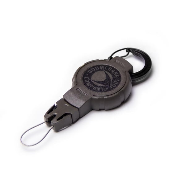 Boomerang Tool Company Medium Hunting Retractable Gear Tether with Easy Change & Fitting - Green