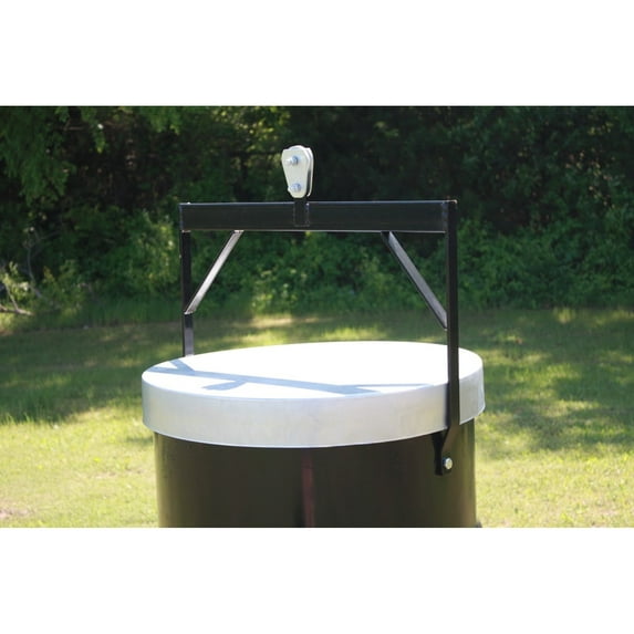 Boss Buck 55 Gallon Drum Hanging Bail Hunting Game Feeders
