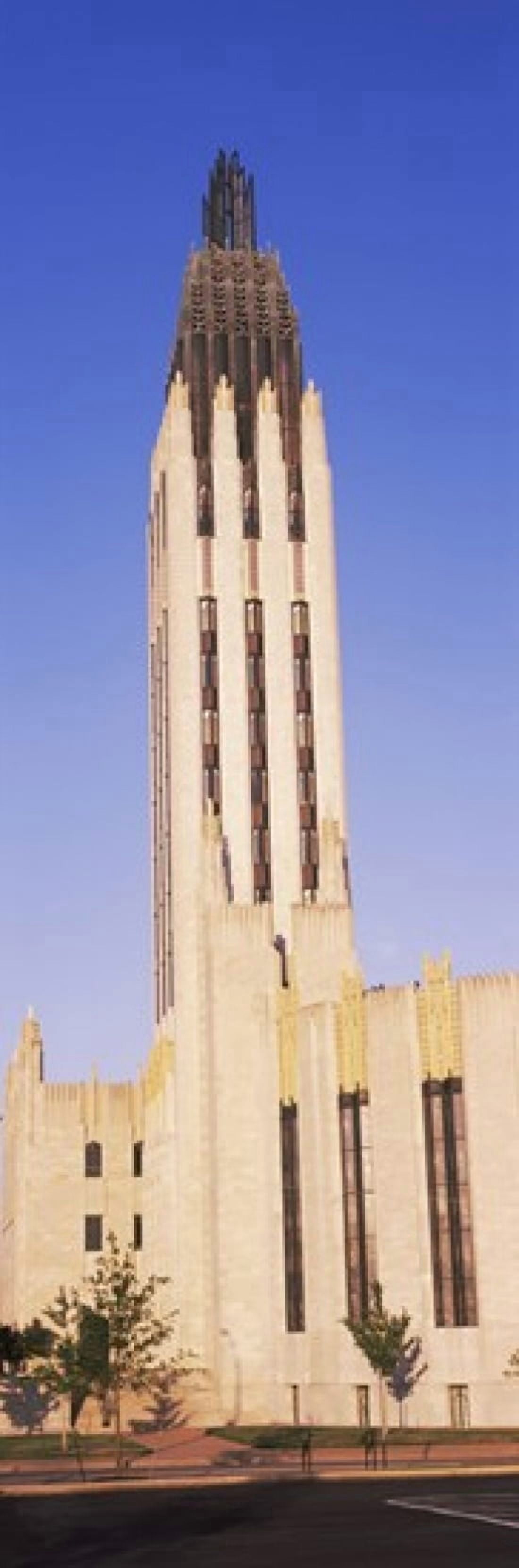 Boston Avenue United Methodist Church in Tulsa Oklahoma USA Canvas Art - Panoramic Images (18 x 6)