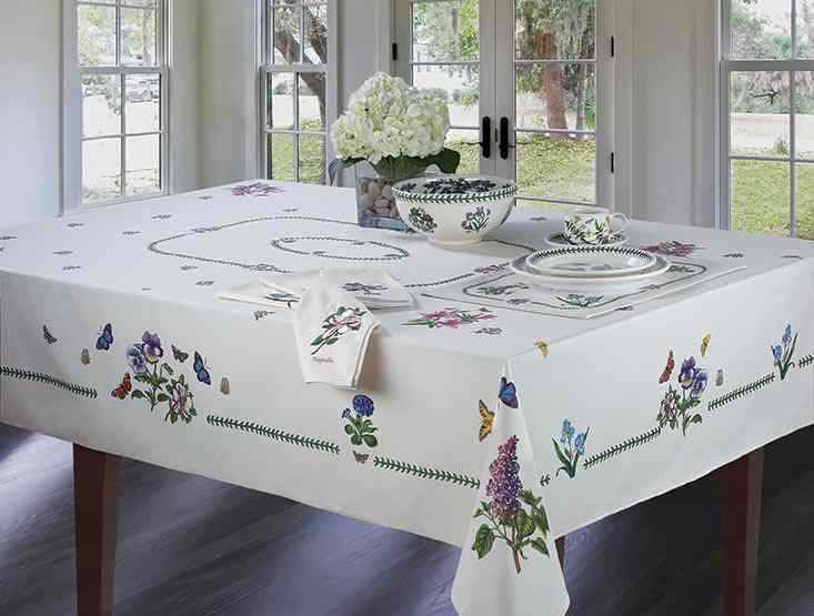 Ivory Floral and Butterfly Cotton-Polyester Tablecloth