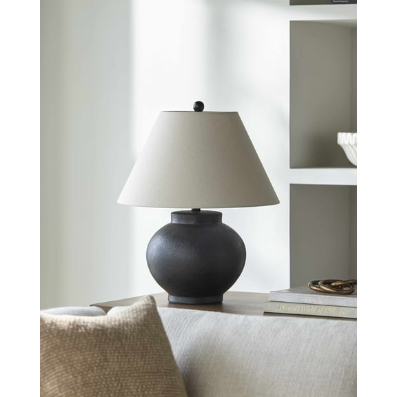 BoutiqueRugs Buxerolles Table Lamp