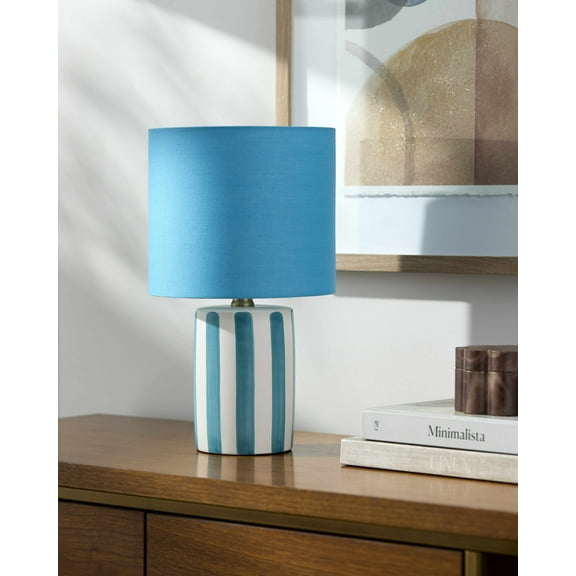 BoutiqueRugs Escamilla Table Lamp