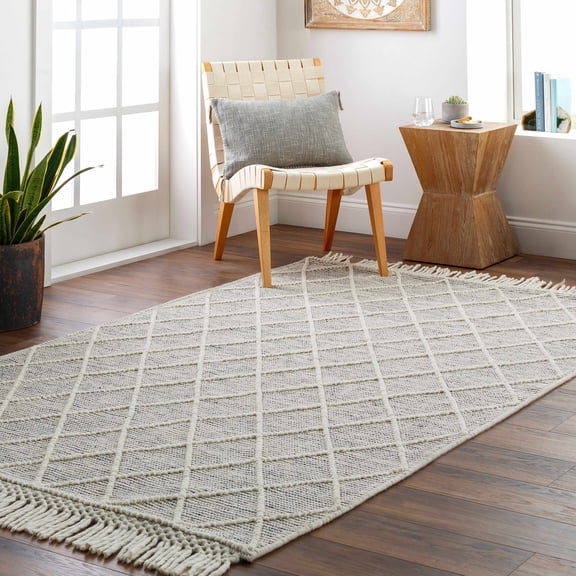 BoutiqueRugs Ezria Traditional, Transitional Runner Rug - Ivory, Black - 2'3" x 7'6" Runner