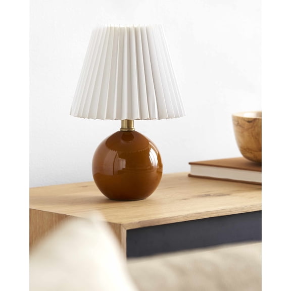 BoutiqueRugs Granjenal Table Lamp