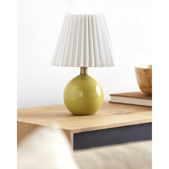 BoutiqueRugs Granjenal Table Lamp