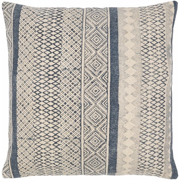 BoutiqueRugs Manogpi Lumbar Pillow