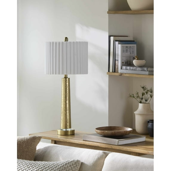 BoutiqueRugs Penhalonga Table Lamp