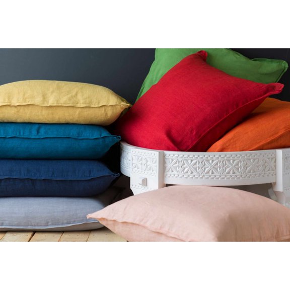 Boutique Rugs Petal Throw Pillow
