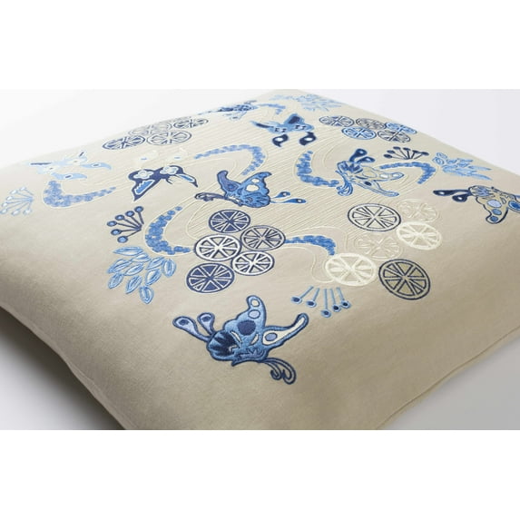 Boutique Rugs Zachary Throw Pillow