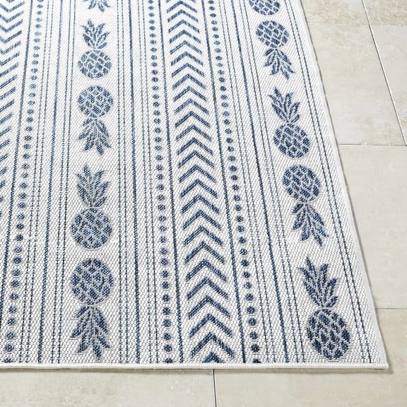 BoutiqueRugs Zaida Traditional Area Rug - Outdoor Safe - Cream, Blue, Black - 5'3" x 7'7"