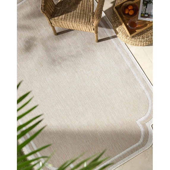 BoutiqueRugs Arnola Traditional Runner Rug - Outdoor Safe - Tan, Cream - 2'7" x 7'3" Runner