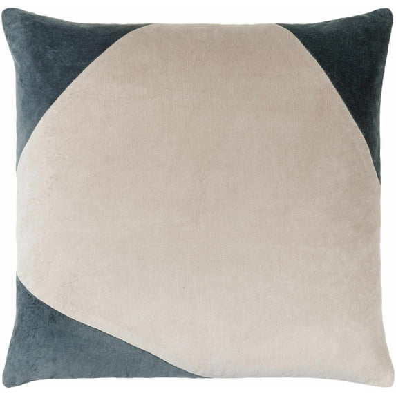 Boutique Rugs Maemi Throw Pillow