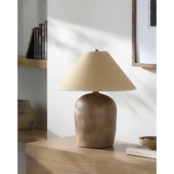BoutiqueRugs Solovjevsk Table Lamp