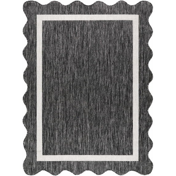BoutiqueRugs Varro Traditional Area Rug - Outdoor Safe - Black, Cream - 2'4" x 3'9"