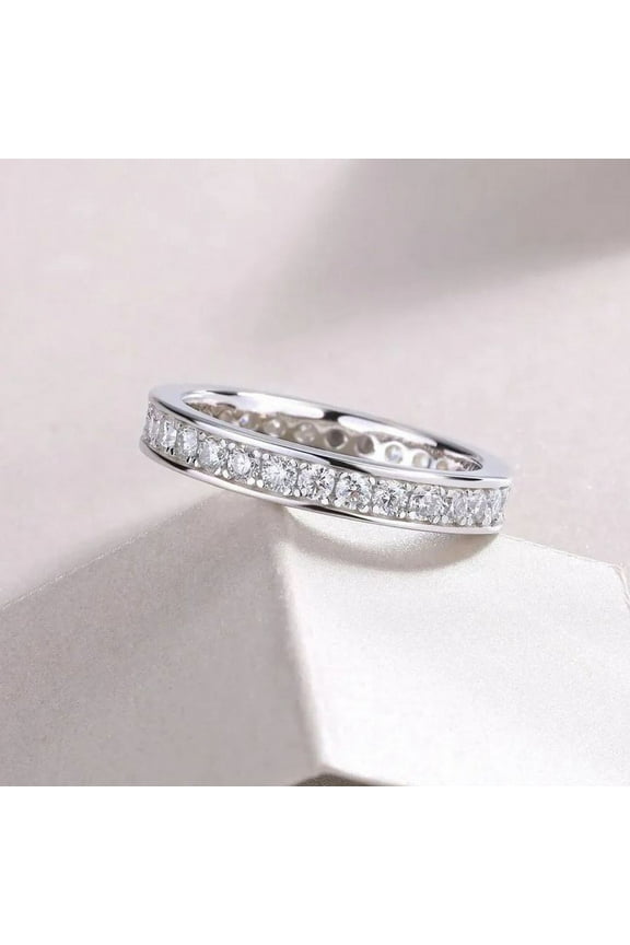ry 0.91 Ct Round Cut Moissanite Rings for Gifts - Elegant 14K White Gold Plated Rings - Wedding Eternity Band for Women - A Gorgeous Anniversary Gift for Her - Perfect for Daily Wear