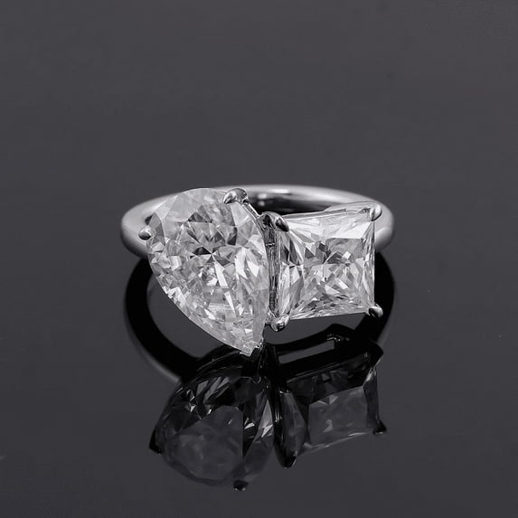 Bow Jewelry 1.97 Ct Princess Brilliant Cut Ring - Crafted in 14K White Gold Plated - Elegant 2 Stone Wedding Toi Et Moi Ring for Women - Perfect Casual Daily Wear Ring - A Beautiful Promise Gift