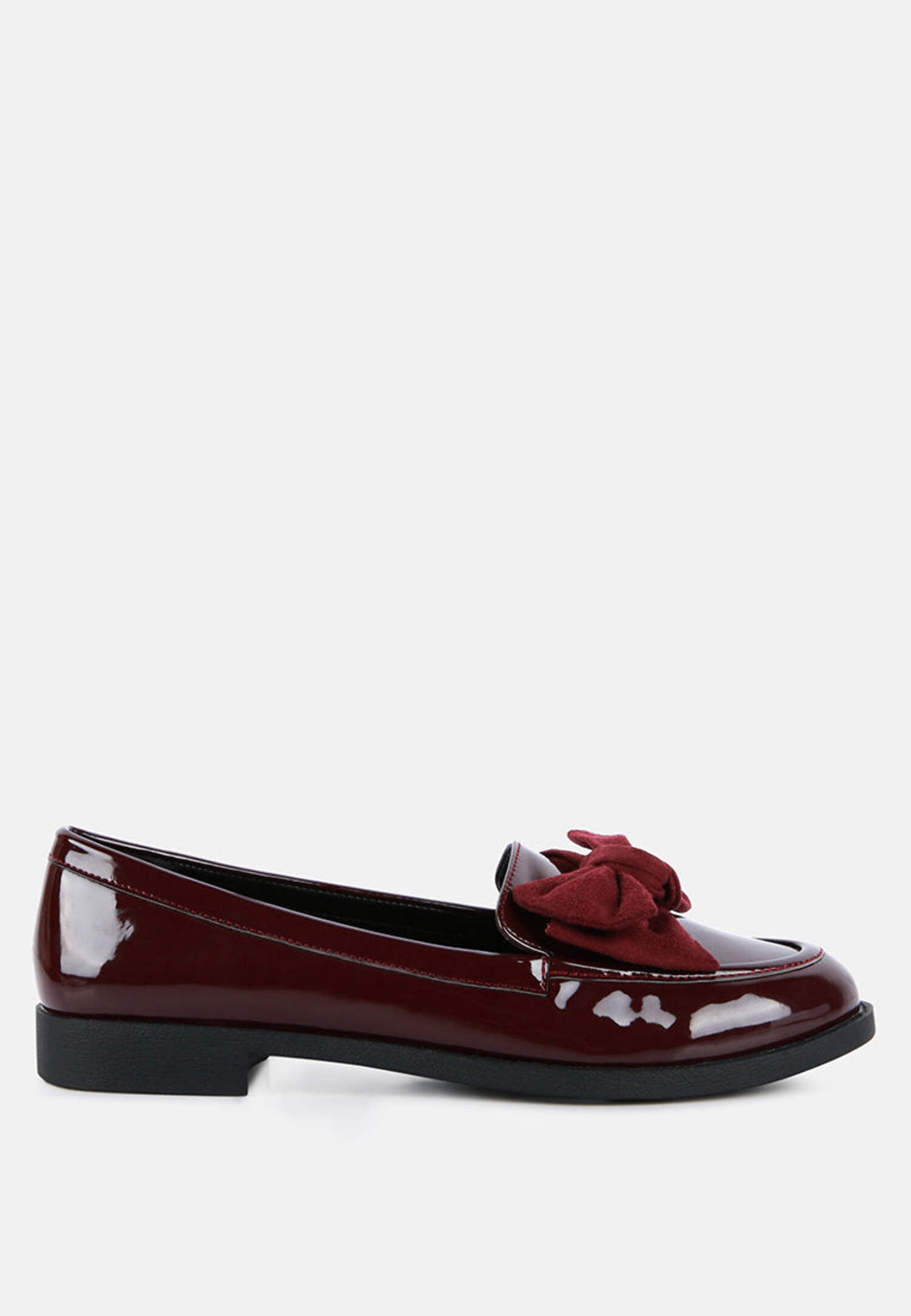 Women’s Patent Leather Bow Pointed Toe Loafers