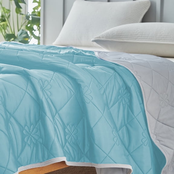 Bpyeka Bed Quilt Summer Air Conditioning Quilt Cool Feeling Lce Silk Summer Quilt Thin Lce Cream Quilt Washable Washable Summer Essentials on Clearance
