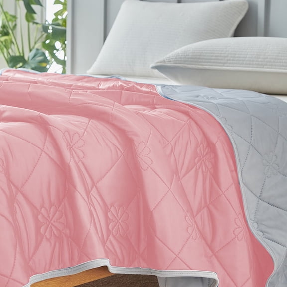 Bpyeka Bed Quilt Summer Air Conditioning Quilt Cool Feeling Lce Silk Summer Quilt Thin Lce Cream Quilt Washable Washable Summer Essentials on Clearance