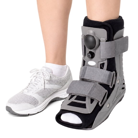 Brace Align Ultra Light Air Short Full Shell Walking Boot L4360/L4361 - Medical Boot For Ankle Sprains And Fractures