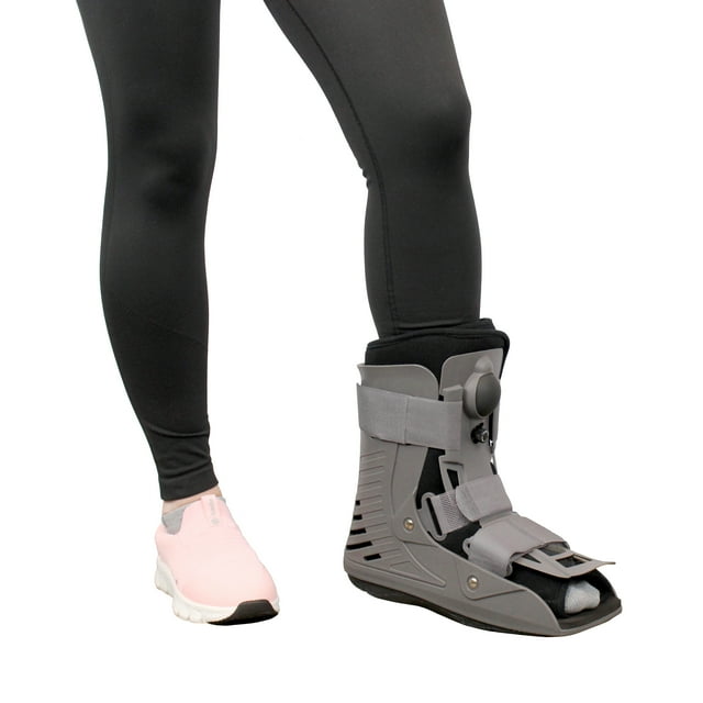 Brace Direct Short Full Shell Walking Boot