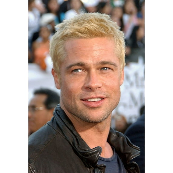 Brad Pitt At Arrivals For Mr. & Mrs. Smith Premiere, Mann Village Theater, Los Angeles, Ca, June 07, 2005. Photo By: John Hayes/Everett Collection Photo Print (16 x 20)