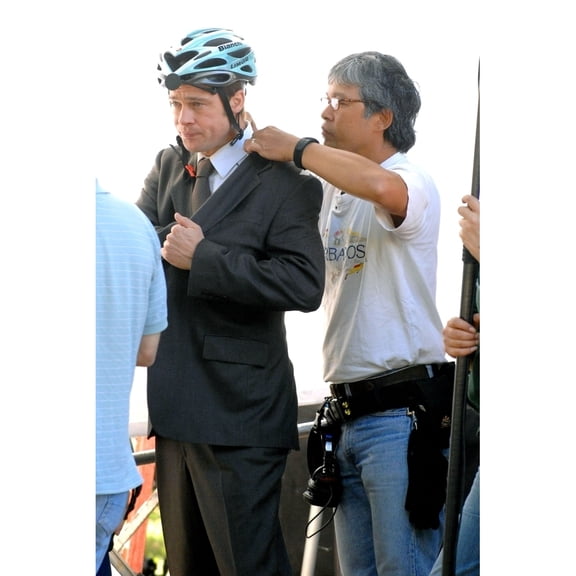 Brad Pitt On Location For Filming Of Burn After Reading Riverside Drive And 122Nd Street New York Ny September 23