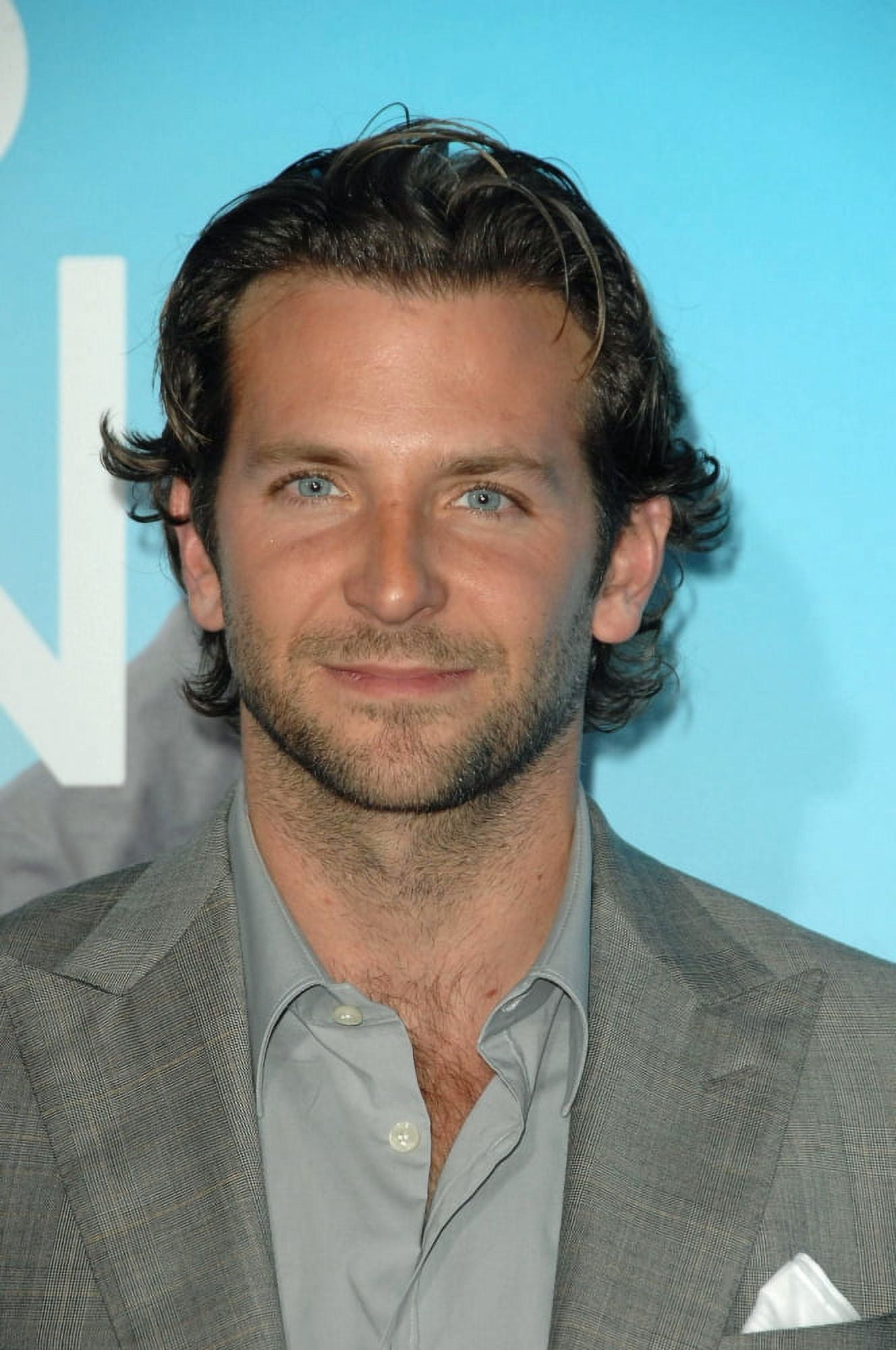 Bradley Cooper At Arrivals For Los Angeles Premiere Of Yes Man Canvas Art -  (16 x 20)