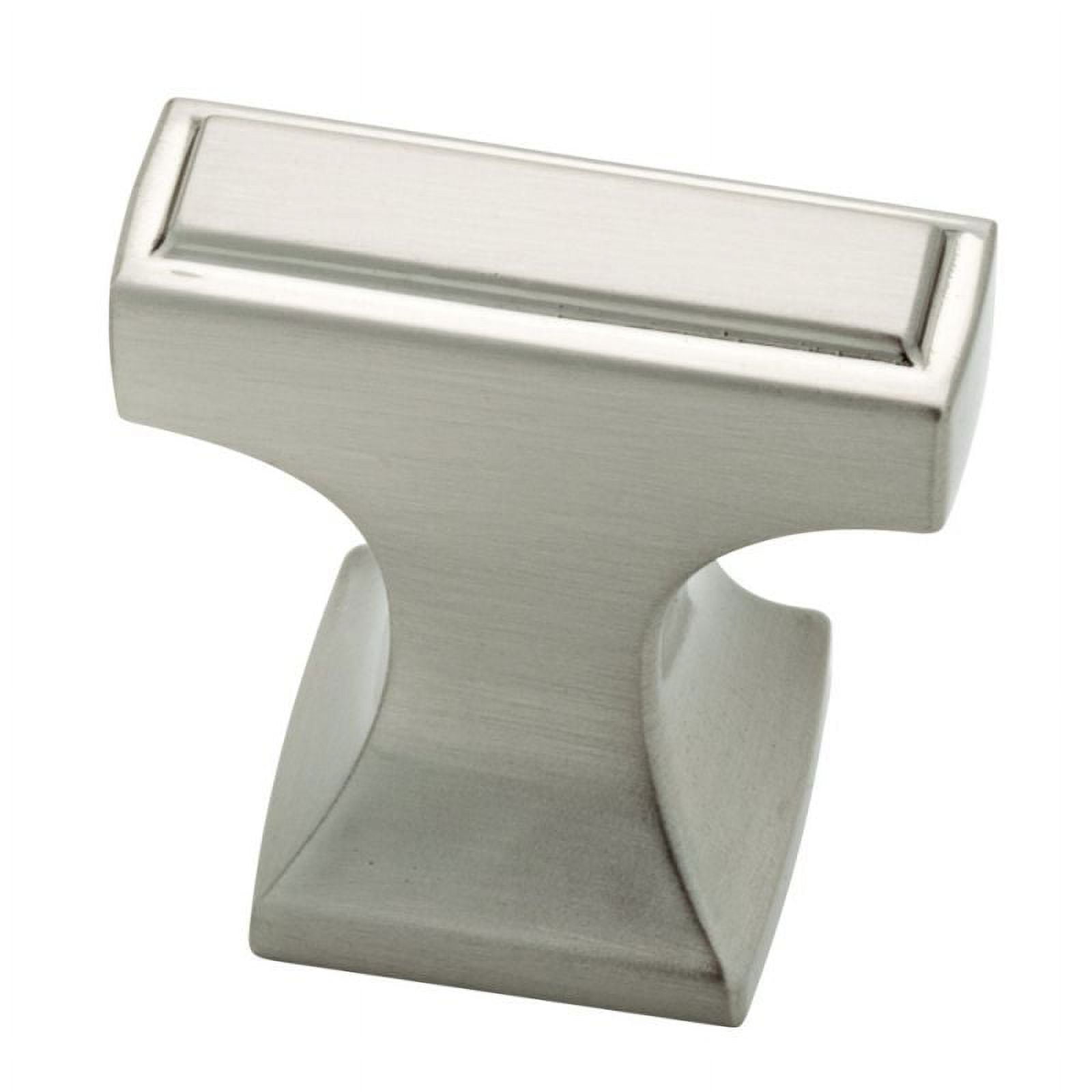 Brainerd Rectangular Platform Knob 1.2L0.7H