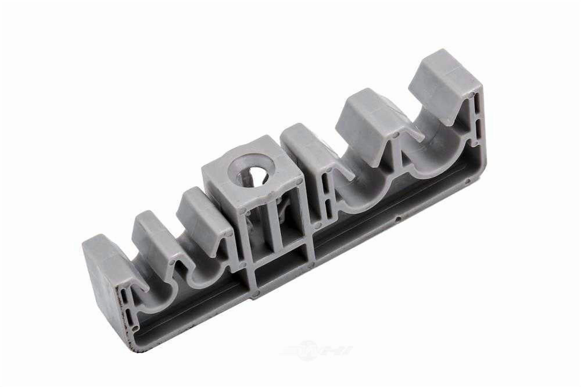 GM Genuine Parts Brake and Fuel Pipe Clip