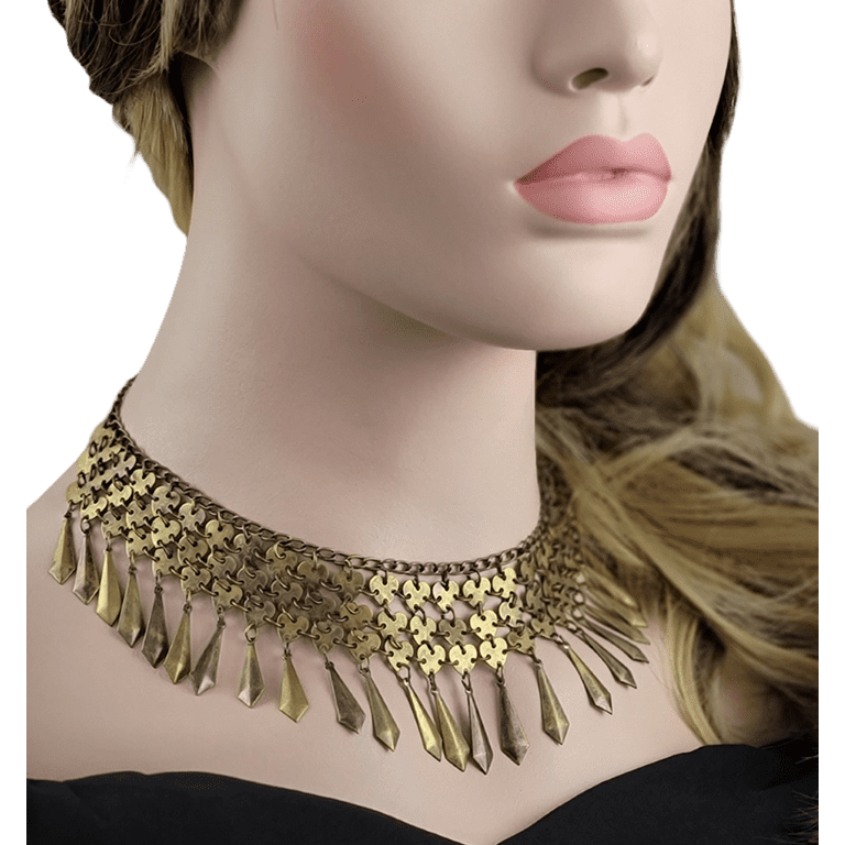Gold chainmail shop necklace