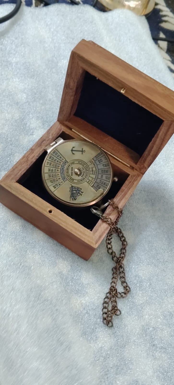 Brass Calendar Compass with Genuine Leather Case Nautical Pocket Compass Gift for Travelers Collectors