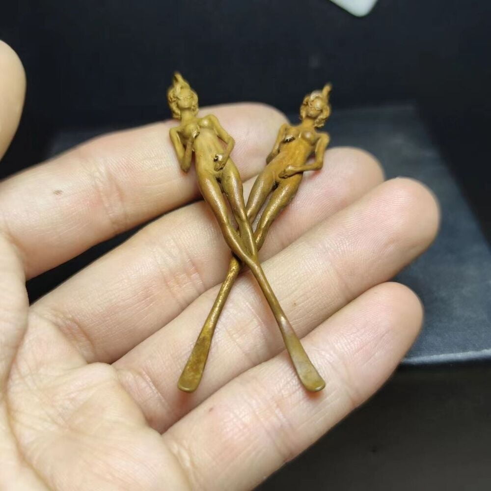 Brass Naked Girl Statue Earpick Keyring Collectible 2 Pcs