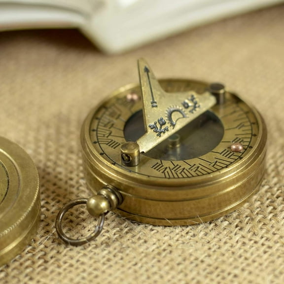 Brass Pocket Dollond London Magnetic Sundial Compass Nautical Boat Decor Antique Vintage Engraved Directional Pirate Hiking Travel Christmas Souvenirs dad Grandson Son Gift