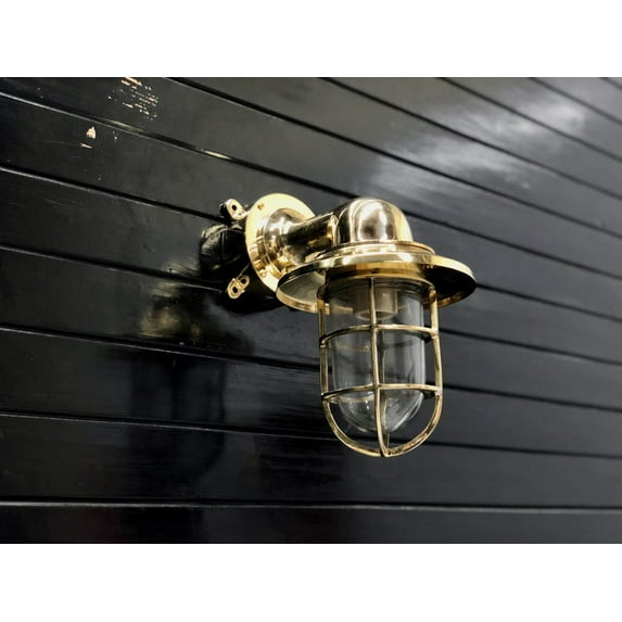 Brass Wall Light – Stylish Shade & Junction Box Fixture, Contemporary Wall-Mount Lamp