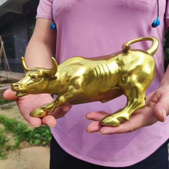 Brass Wall Street Bull Statue Wall Street Charging Bull Sculpture Home Decor, Majestic Desk Furnishings Decor Gift Bull/Cow/Ox Figure Art