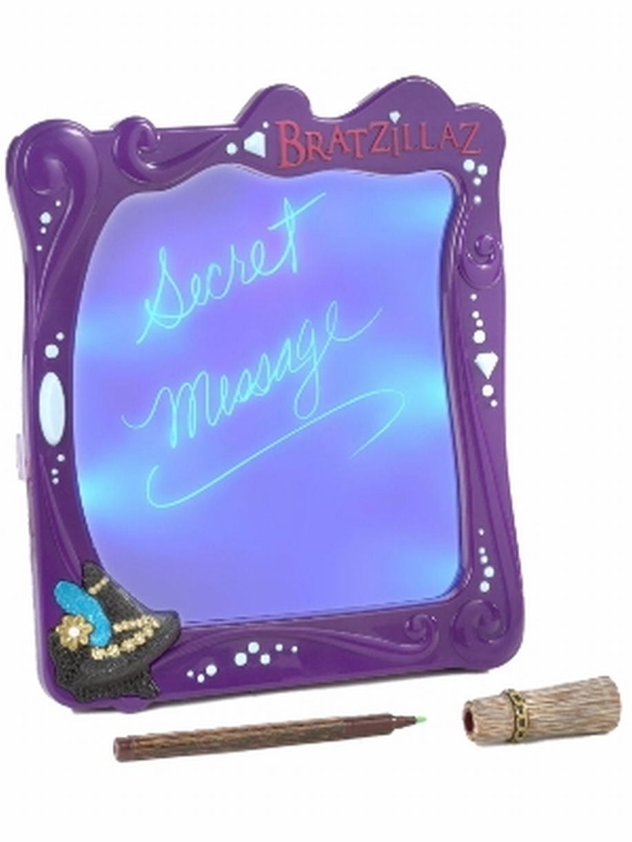 Bratz Bratzillaz Secret Message Pad Magic Light Reveals Message