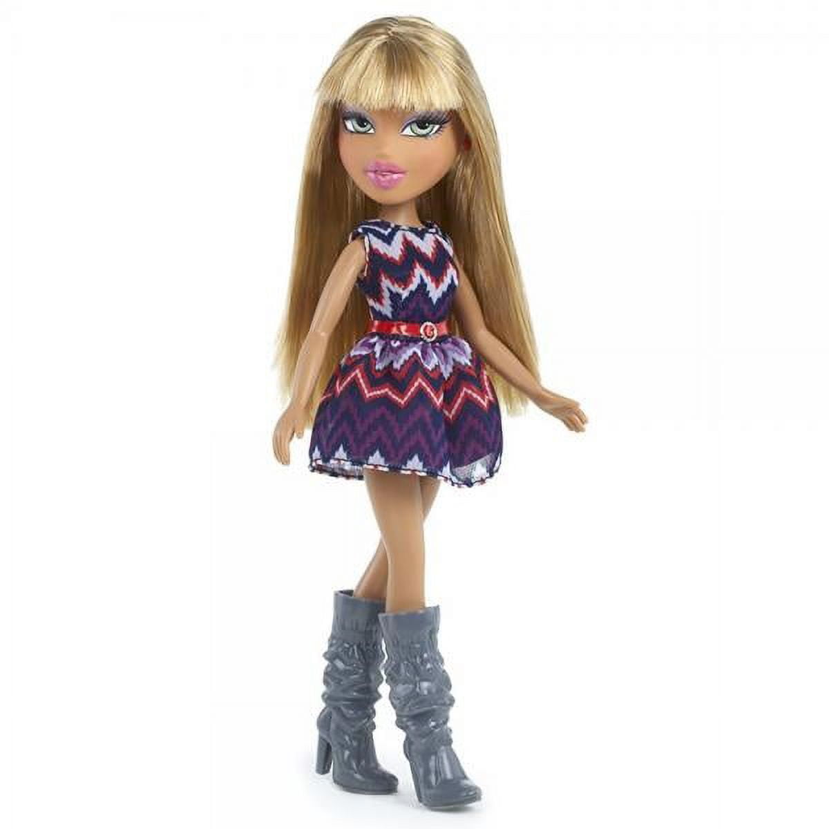 Bratz Strut It! Doll, Fianna, Great Gift for Children Ages 6, 7, 8+