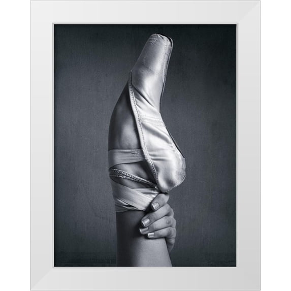 Braun Studio 15x18 White Modern Wood Framed Museum Art Print Titled - Plus près des étoiles