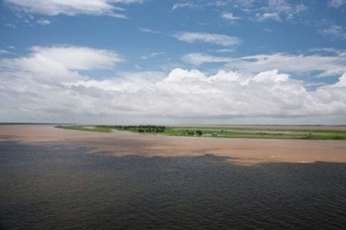 Brazil Amazon River Meeting of the waters Canvas Art - Cindy Miller Hopkins DanitaDelimont (36 x 24)