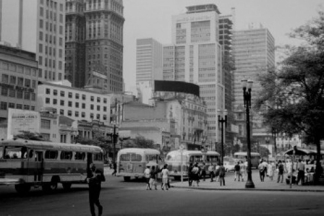Brazil Sao Paulo street scene Canvas Art - (24 x 36)