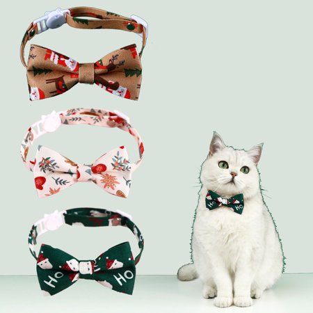 Breakaway Cat Collar with Cute Bow Tie,Cat Collars for Girl Cats and Boy Cats,Safety Kitten Collars,Christmas pattern,Pack of 1