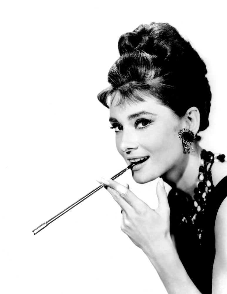 Breakfast At TiffanyS Canvas Art - (16 x 20)